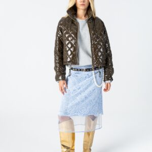 Quilted padded packet with printed lining.